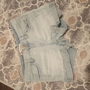 Levis cuffed look shorty shorts 8